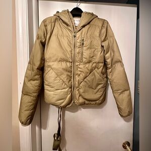 The Arrivals Turbo Puff women’s size small men size xs khaki green